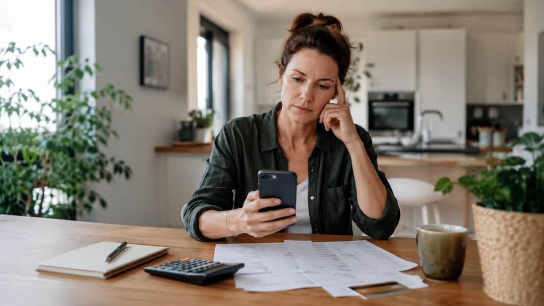 Handyvertrag zu teuer: So kommst du aus unnötigen Kosten heraus Handyvertrag zu teuer – Mobilfunkkosten prüfen und senken