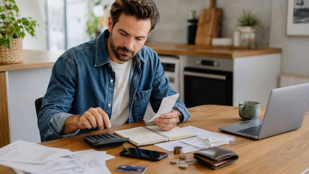 Finanzielle Engpässe vermeiden: Die wichtigsten Warnsignale, bevor es kritisch wird Finanzielle Warnsignale früh erkennen und Geldengpässe vermeiden